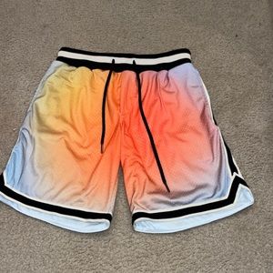 mnml basketball shorts, multicolor